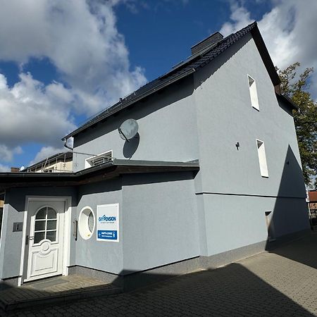 Skypension Schönefeld Exteriör bild