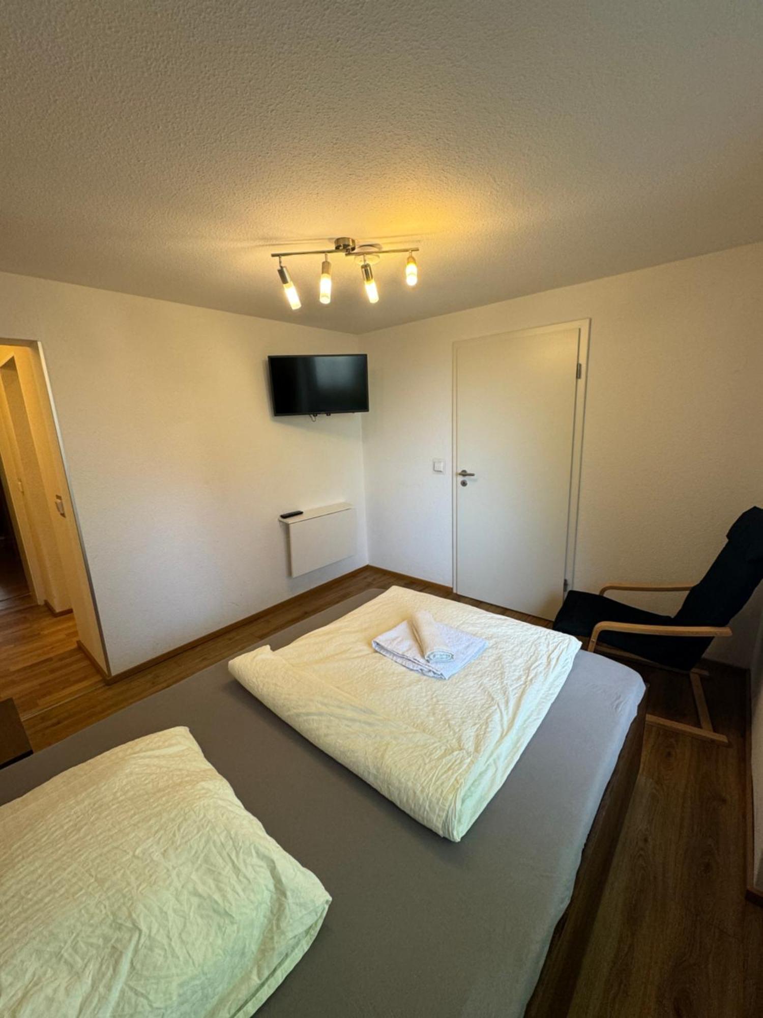 Skypension Schönefeld Exteriör bild